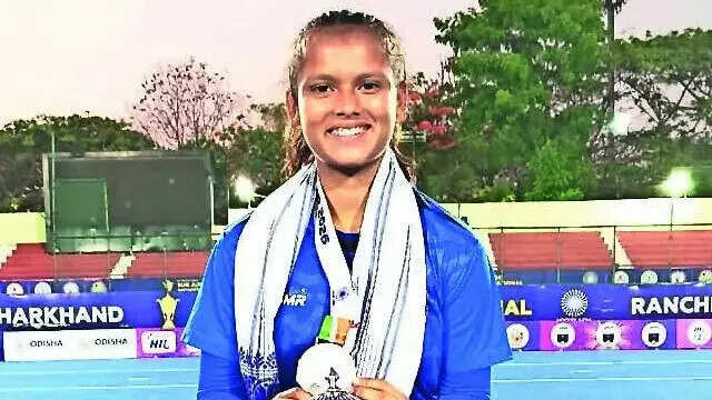 Hockey Prodigy Rises