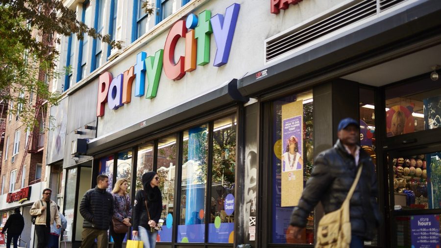 Party City expands footprint through Staples partnership after store closures