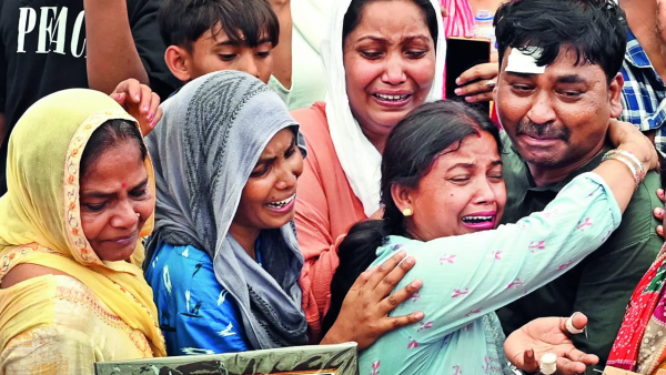 Tragedy Strikes Family Vacation: Three Lives Lost in Boat Capsizing