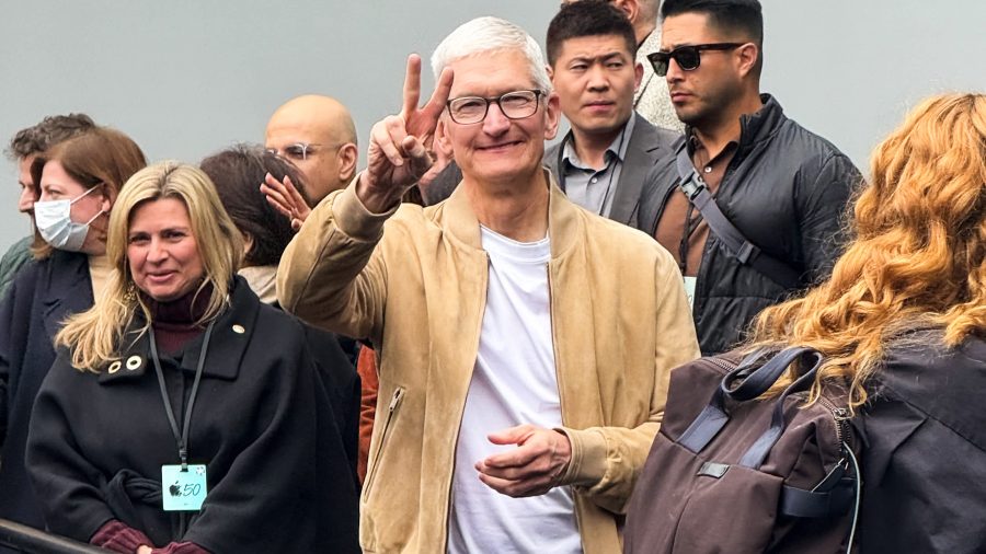 Apple Sees Strongest Rally in Nine Months as iPhone and Mac Demand Surge