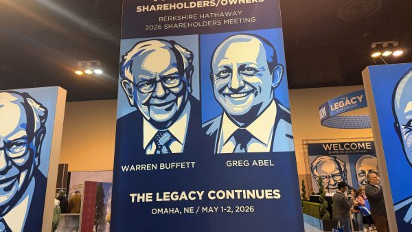 Berkshire Hathaway’s Annual Meeting: A Shift in Leadership and Attendance