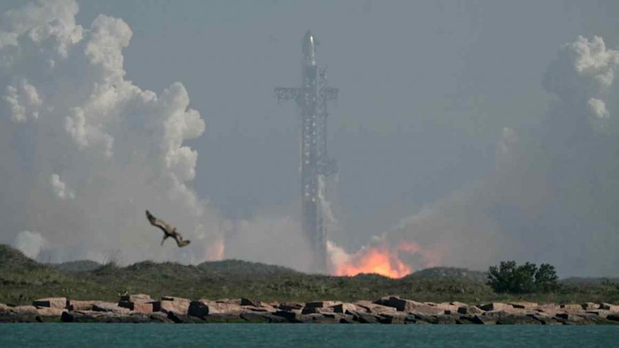Investors Rush for SpaceX Exposure Ahead of Anticipated IPO