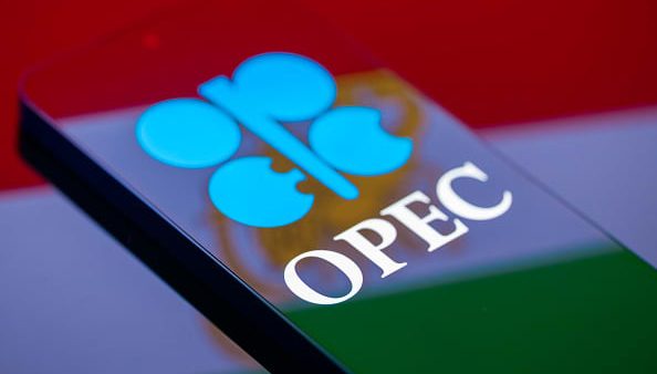 OPEC+ Boosts Oil Production Amid UAE’s Surprising Exit