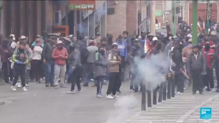 Tensions Erupt in Bolivia as Police Clash with Protesters in La Paz