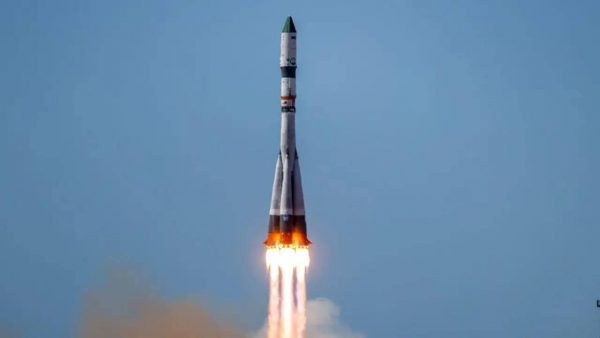 Russia Successfully Launches Soyuz-5 Rocket with Advanced Liquid-Fuel Engine