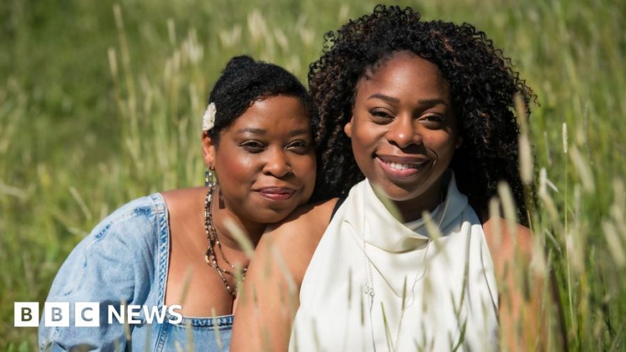 Incredible Twins Born Minutes Apart, Yet Have Different Dads