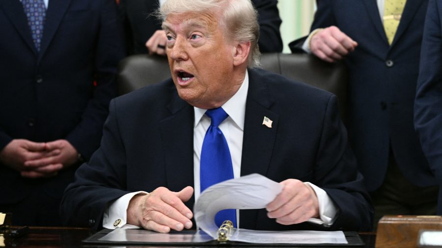 Trump Proposes 25% Tariff on EU Autos Amid Trade Deal Concerns
