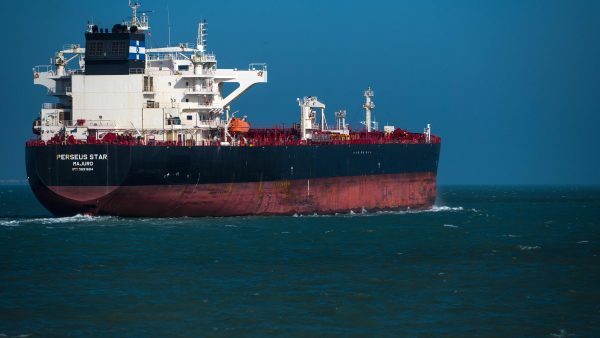 Record Surge in U.S. Crude Oil Exports Amid Middle East Conflict