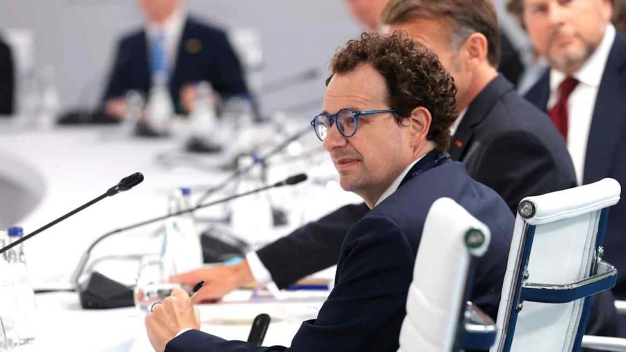 G7 Leaders Urged to Unite Against AI Fragmentation by Anthropic CEO