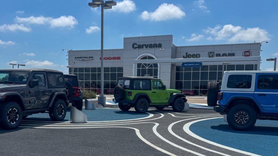 Revolutionizing Car Sales: Carvana’s Innovative New-Store Concept