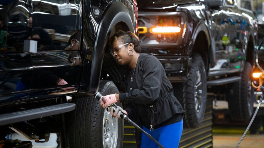 Ford Invests in Human Expertise: Hires 350 Engineers to Enhance Quality Control