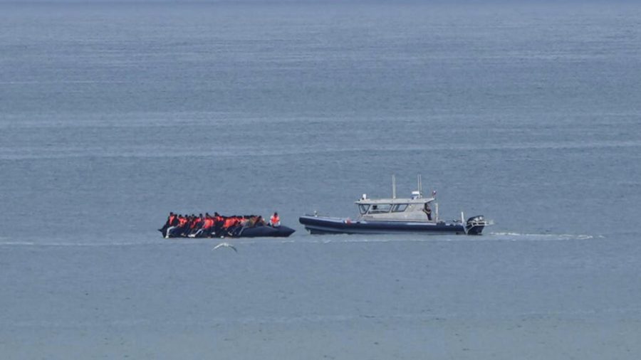 France Prosecutes 14 Individuals in Tragic Channel Migrant Crossing Disaster