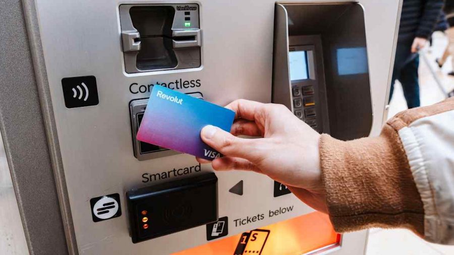 How Revolut’s Fintech Model is Reshaping International Banking