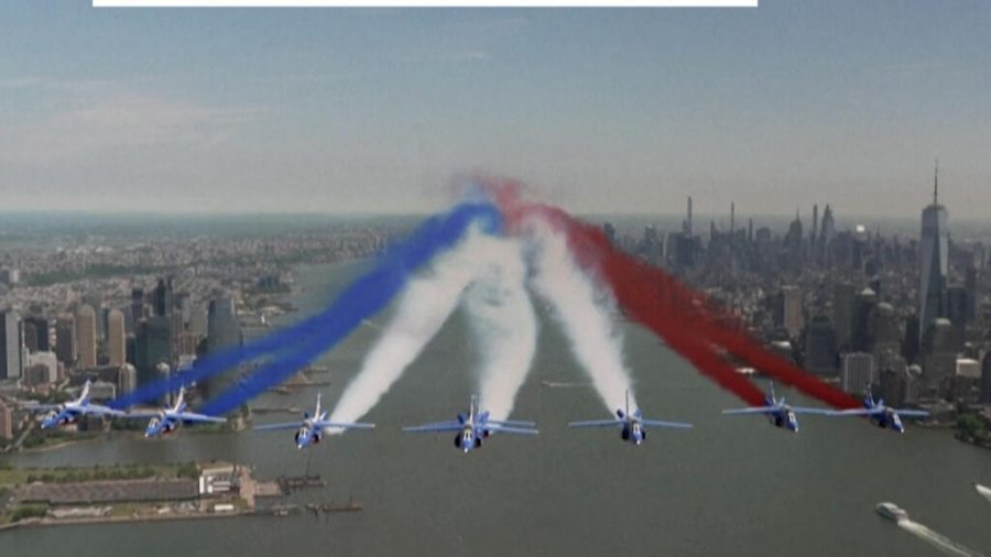 French Air Force Celebrates US Independence with Flyover of Statue of Liberty