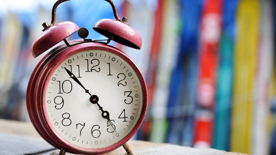 The Rise of Smartphones: Are Alarm Clocks Becoming Obsolete?