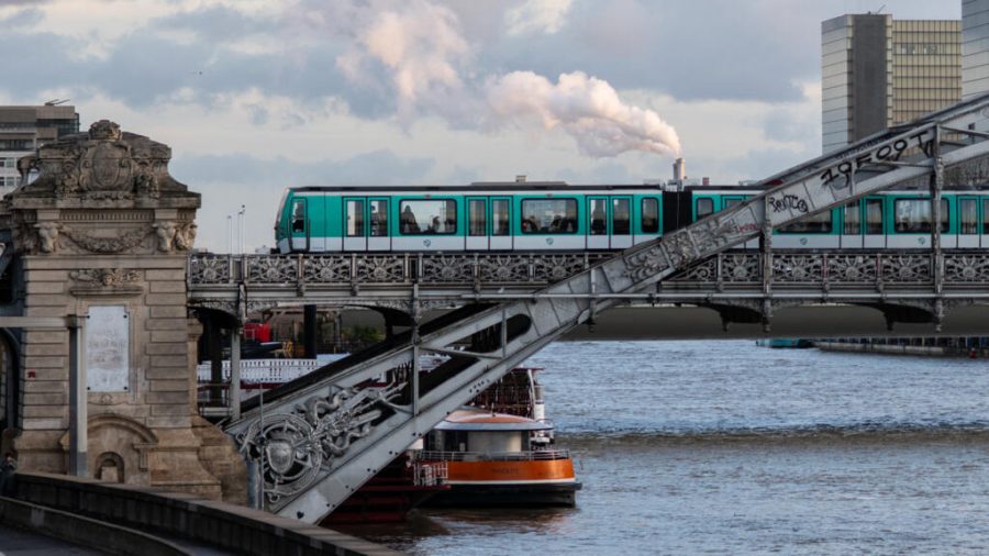 Navigating Summer Travel Disruptions in Paris: A Complete Guide