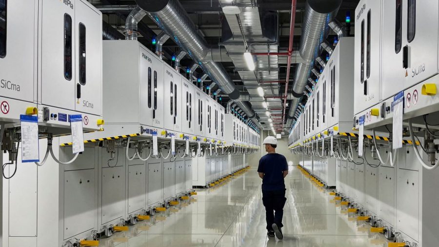 STMicroelectronics to Raise $1.5 Billion Through Bond Sale Amid Stock Surge