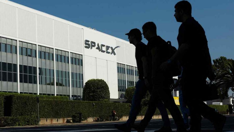 Allianz CIO Warns SpaceX Bond Sale Indicates Market Bubble