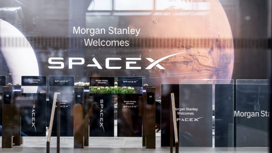 Divided Stock Indexes and the Future of Megacap IPOs: What Investors Need to Know
