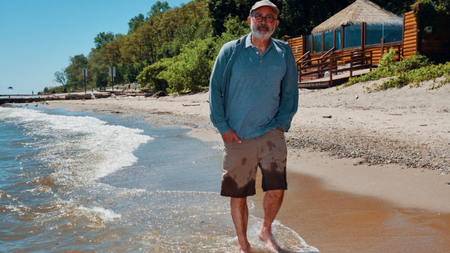 Lakefront Dispute: Dog Walker vs. Dentist in Ownership Battle Over Beach