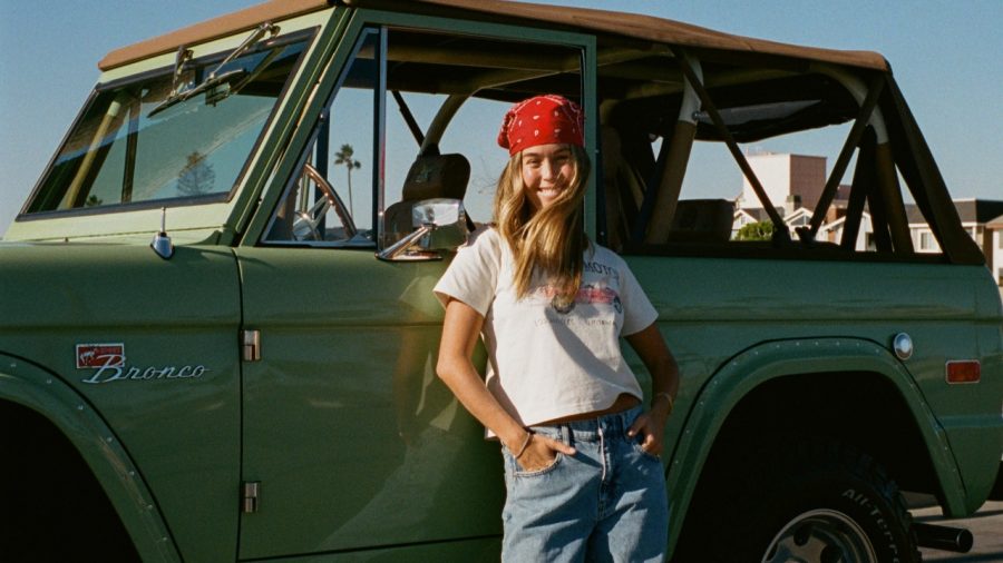 The Vintage SUV Craze: Why Women Are Investing in Classic Broncos and Land Rovers
