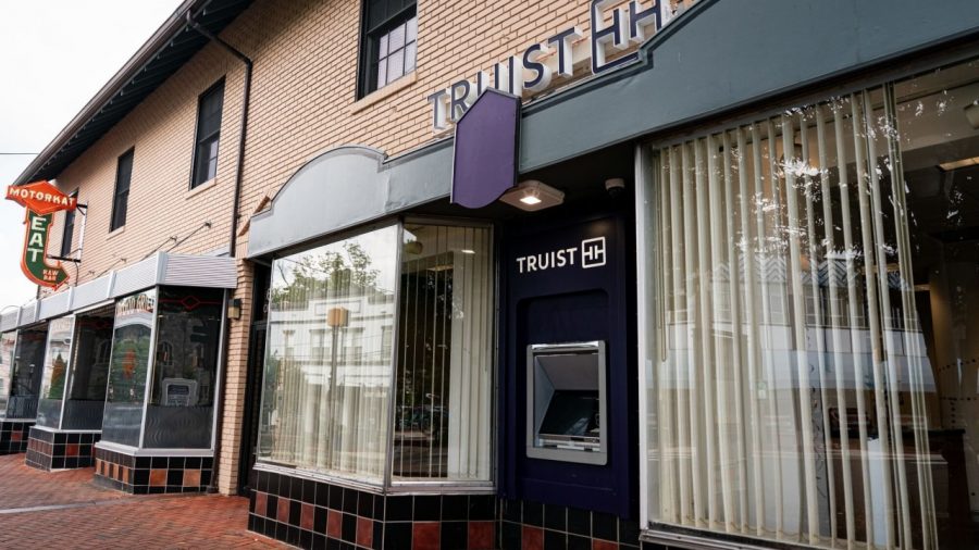 Truist Bank Appoints Michael Lyons as New CEO to Drive Performance