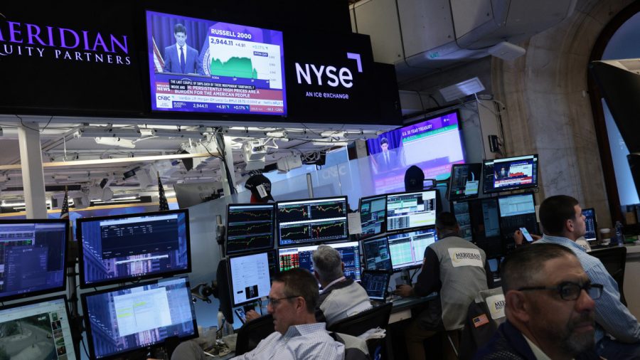 Market Turmoil: Warsh’s Inflation Stance Triggers Stock Declines