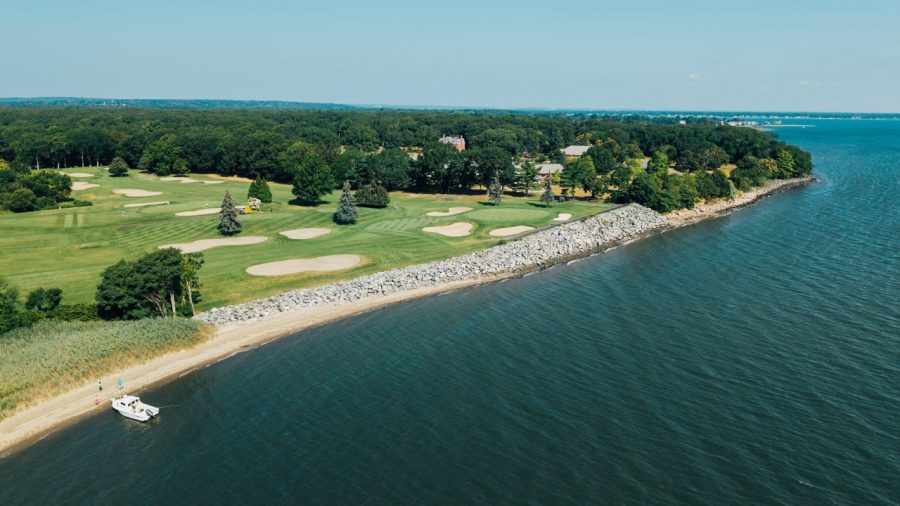 Country Club’s Controversial Wall Sparks Outrage Amid Coastal Erosion