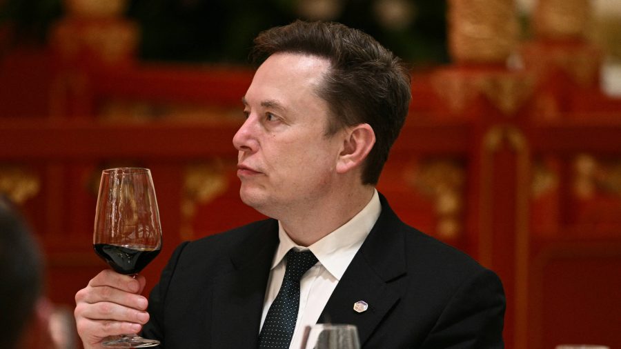 Elon Musk’s SEC Settlement Sparks Legal Concerns, Judge Warns