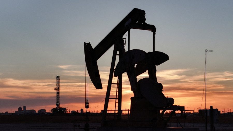 Oil Futures and Energy Insights: Latest Market Trends