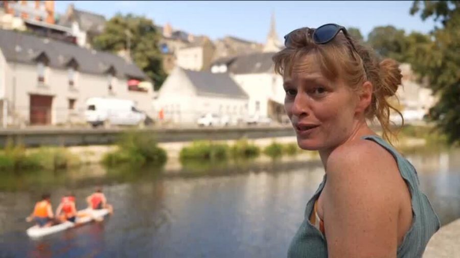France Endures Third Heatwave of the Summer: Residents Seek Relief