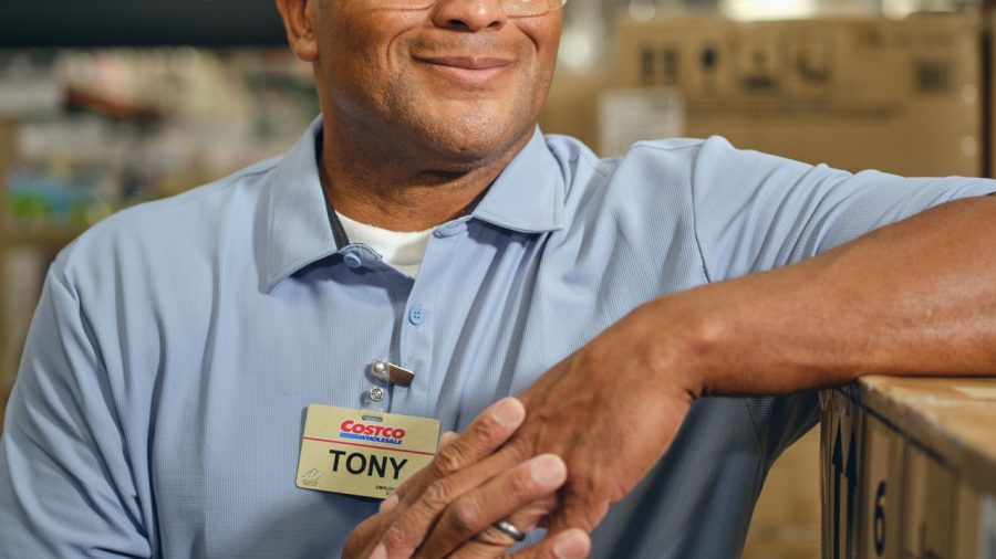 From Cashier to Millionaire: The Inspiring Journey of Costco’s Tony Barzar