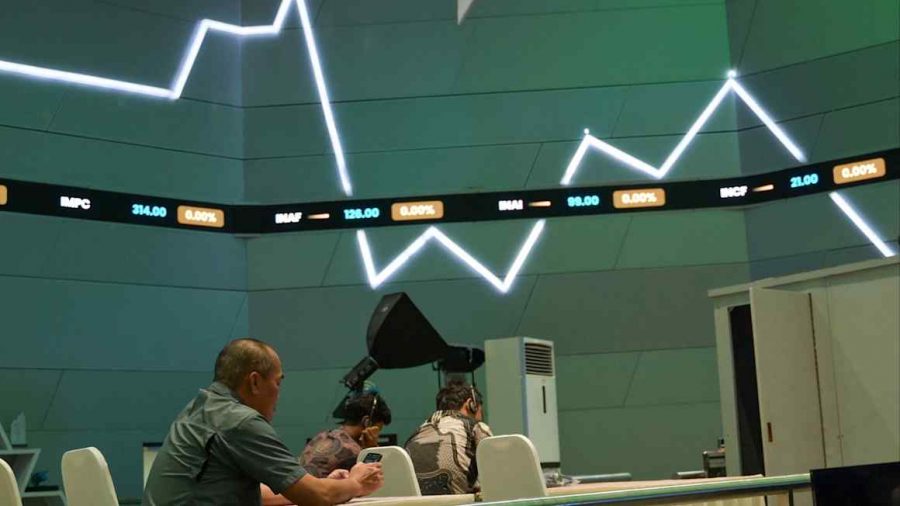 Indonesia Faces Stock Market Challenges as S&P Issues Downgrade Warning