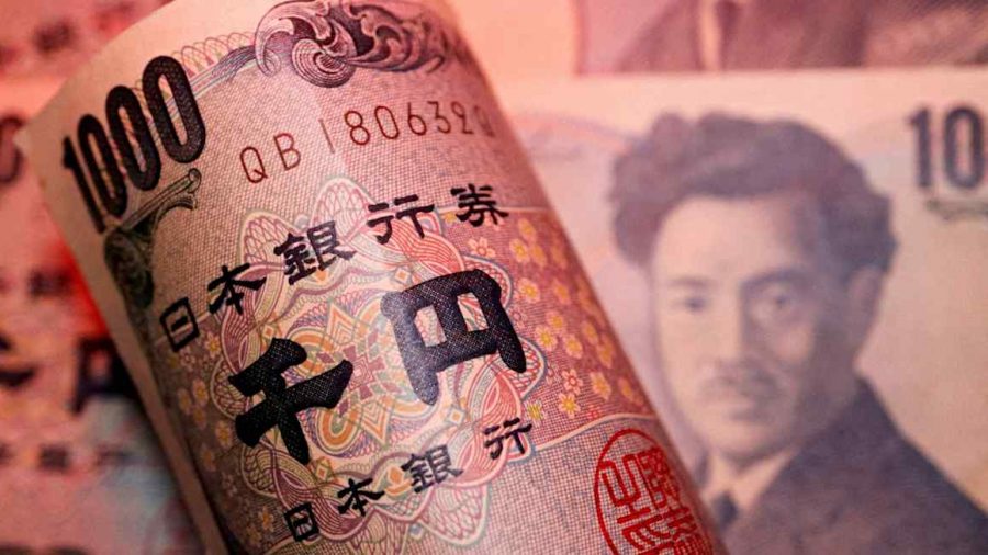 Japan’s Bond Yields Hit 30-Year High Amid Debt Concerns