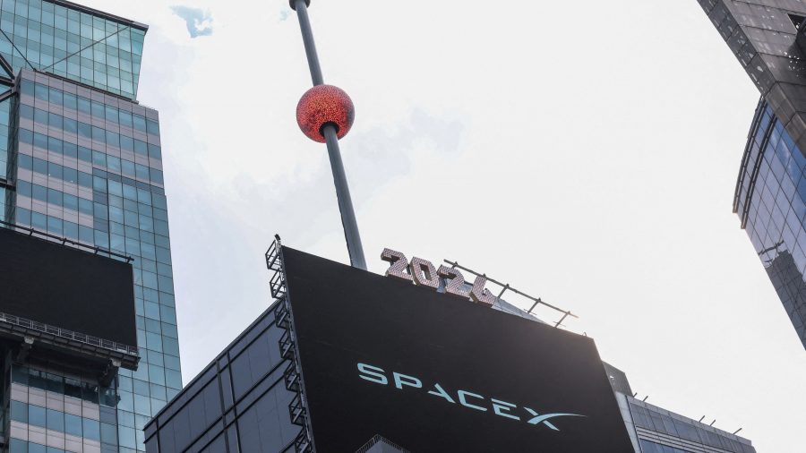 SpaceX Joins Nasdaq 100: What This Means for Investors